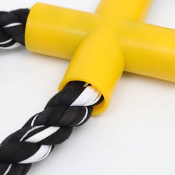 Игрушка канатная Восьмёрка с леденцом, до 27 см, до 120 г, чёрно-жёлтая серия - Пижон фото 3