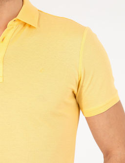 Светло-желтая облегающая базовая футболка - Cacharel фото 7