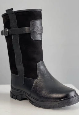 Монголки высокие черные, литая подошва