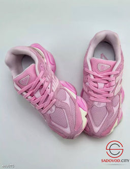 Кроссовки женские весенние