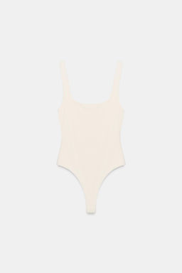BODY EL?STICO ESCOTE CUADRADO / Crudo