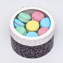 Коробка для макарун тубус с окном  Рукопись  16 х 16 х 9 см - Simaland фото 2