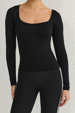 TRENDYOLMILLA Beyaz Seamless/Dikissiz Uzun Kollu Orme T-Shirt THMSS25TS00003 фото 3