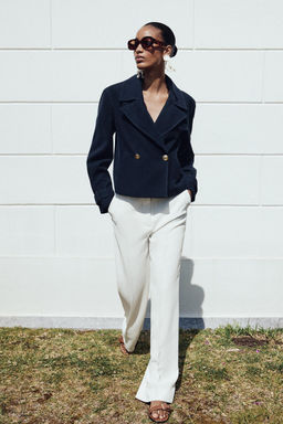 DOUBLE-BREASTED SHORT JACKET