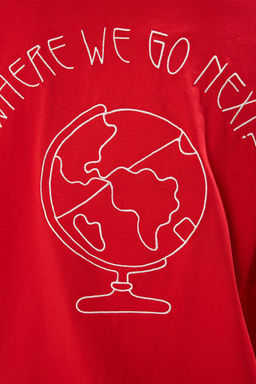 TRENDYOLMILLA K?rm?z? %100 Pamuk S?rt Nak?sl? Relaxed/Genis Rahat Kesim Bisiklet Yaka Orme T-Shirt TWOSS20TS0121  фото 3