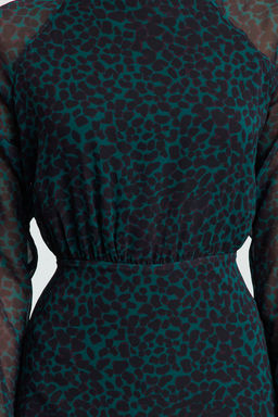 TRENDYOLMILLA Mavi Midi Leopar Desenli Dokuma K?sl?k Elbise TWOAW24EL00302 фото 12