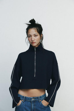 SHORT SWEATSHIRT WITH PIPING - Zara фото 2