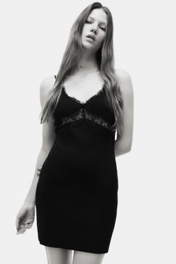 Vestido con detalles de encaje - H&m фото 2