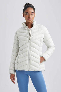 Водоотталкивающая приталенная куртка-пуховик DeFactoFit  фото 3