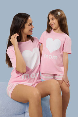 Trendyolmilla Kad?n Mini Me/Anne K?z Pembe %100 Pamuklu Cizgili Kalpli Sortlu Orme Pijama Tak?m? THMSS25PT00343