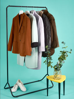 Вешалка пластиковая белая размер 52-54 (ФС 45/5) 5 шт - Магазин вешалок фото 6