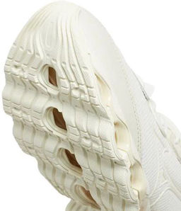 Кроссовки взрослые