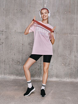 Bisiklet Yaka Bask?l? Kad?n Spor Ti??rt