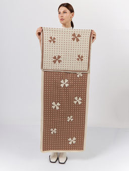 в СОСТАВЕ ШЕРСТЬ и КАШЕМИР Большой, мягкий, теплый однотонный двусторонний палантин. - Tantino фото 10