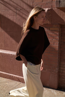 KNIT WIDE SLEEVE JUMPER