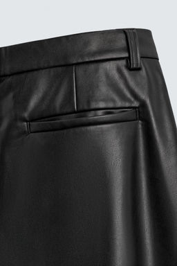 RELAXED FIT LEATHER EFFECT TROUSERS - Zara фото 10