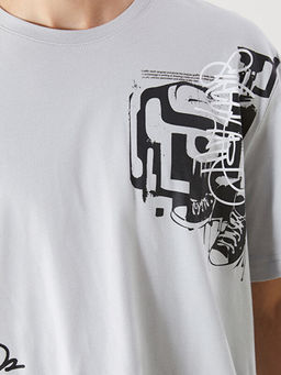 Bisiklet Yaka Bask?l? Penye Erkek Ti??rt