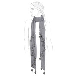 Палантин из вискозы серого цвета с кисточками - Модные истории фото 4