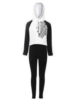 Костюм спортивный