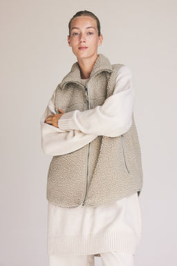 MAMA Chaleco de borreguito Before & After - H&m фото 3