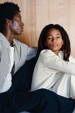 BASIC TEXT AND LABEL SWEATSHIRT - Zara фото 5