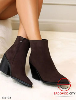 Женские замшевые ботинки на каблуку