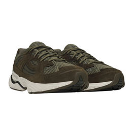 Кроссовки взрослые