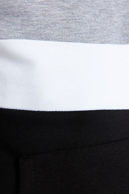 Gri Slim/Dar Kesim Kapusonlu Kanguru Cepli Renk Bloklu Kal?n Sweatshirt TMNAW20SW0208 - Trendyolmilla фото 5