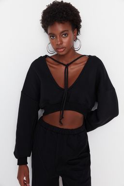 Siyah Kal?n Ici Polarl? Kapusonlu V Yaka Rahat Kesim Crop Orme Sweatshirt TWOAW23SW00096