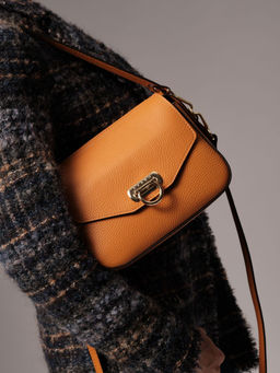 Сумка кожаная кросс-боди Azaro 3684 оранжевый карандаш