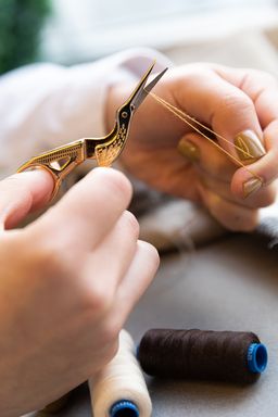 Ножницы Gamma G-911 для рукоделия Цапельки в блистере 92 мм под золото