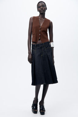 KNIT WAISTCOAT TOP WITH BACK TAB