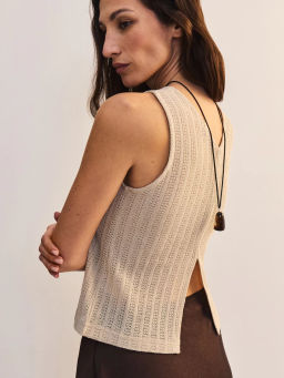 Майка прямого кроя с разрезом на спинке ZR2605023417-60 / Zarina