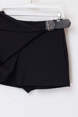 Siyah Kemer Detayl? Dokuma Sort & Bermuda TWOSS26SR00010