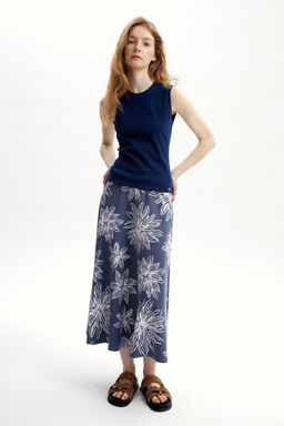 ЕВТ 7029/синий,крупные астры юбка жен