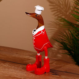 Сувенир «Утка-поварёнок», 27 см, дерево