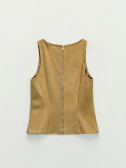 Приталенный жилет из искусственной замши ZR2604022503-63 / Zarina  фото 6