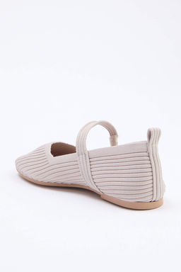 Bej Triko Metal Aksesuar Detayl? Kad?n Babet TAKSS26BE00016