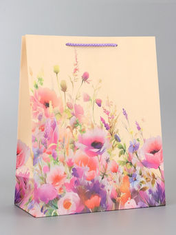 Цена за 2 шт. Пакет подарочный ламинированный вертикальный «Прогулка по лугу», 26×12×32 см