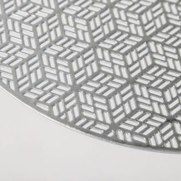 Набор салфеток сервировочных на стол Доляна «Соты», 4 шт, d=38 см, цвет серебряный