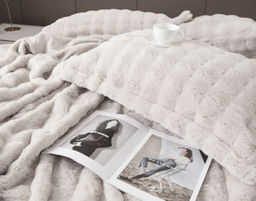 Покрывало декоративное Shinshilla buffy (экрю) 220х240