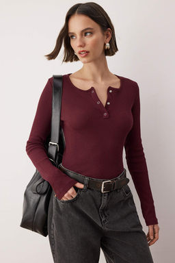 Bordo C?tc?tl? Fitted/Vucuda Oturan Fitilli Esnek Orme Bluz TWOAW25BZ00080