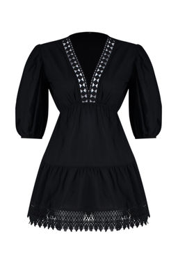 TRENDYOLMILLA Siyah Mini Dokuma Dantel Detayl? %100 Pamuklu Plaj Elbisesi TBESS24EL00116