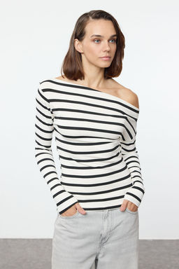 Lacivert Cizgili-Ekru Soft Touch/Yumusak Kumasl? Vucuda Oturan Esnek Orme Bluz TWOAW25BZ00063 - Trendyolmilla фото 9