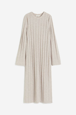 Vestido en punto de canal?