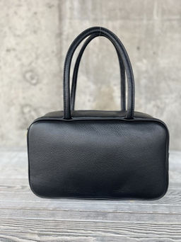 Женская кожаная сумка бочонок 1003 Блек