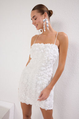 TRENDYOLMILLA Beyaz 3 Boyutlu Gul Aplike Detayl? Dugun/Nikah S?k Abiye Elbise TPRSS25EL00018  фото 3