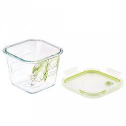 Контейнер стеклянный Ландыши 900мл, 13х13см h10,5см, боросиликатное стекло, с деколью, с мерной шкалой, квадратный, пластмассовая крышка с пароотводом, герметичная, с клипсами, с силиконовым уплотнителем (Китай) - Домашняя мода фото 2