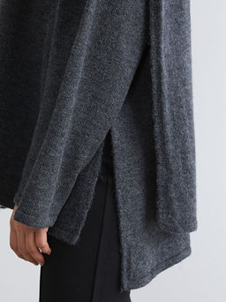 D?k?ml? ?al Yaka Oversize Kad?n Triko Kazak