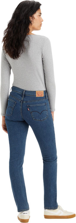 Джинсы женские